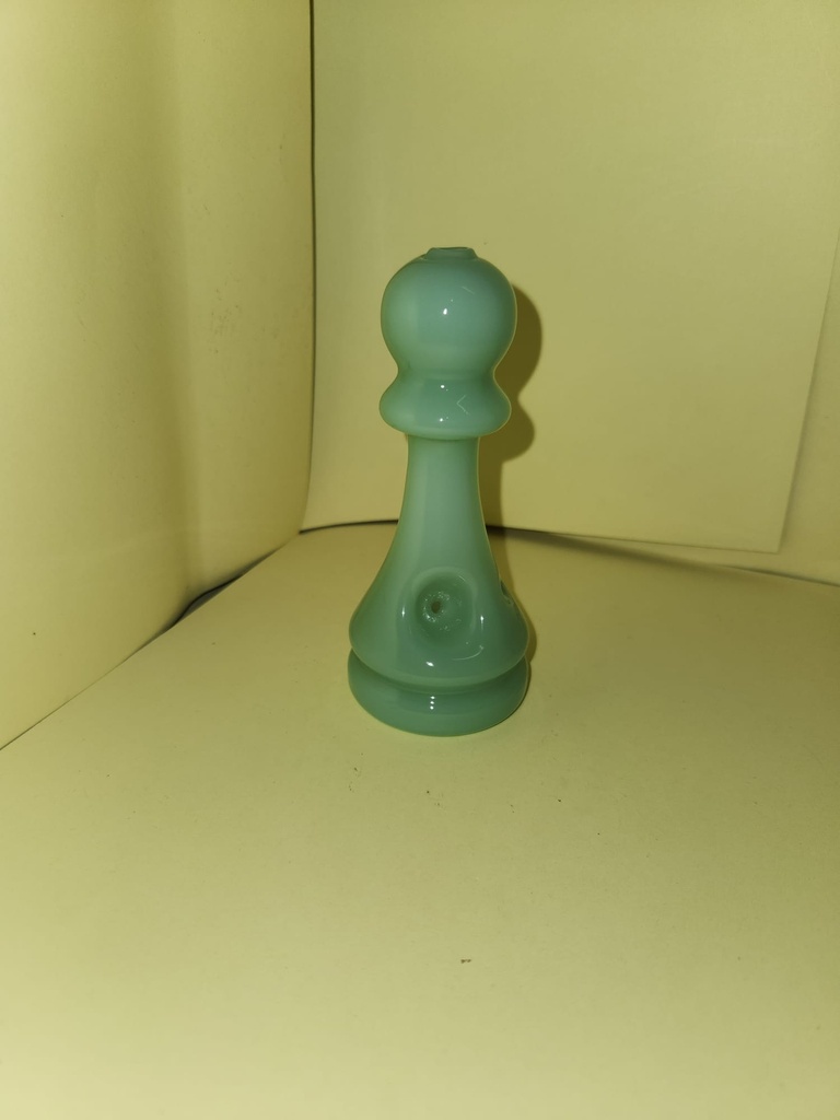 CHESS PIECE HAND PIPE GREEN 